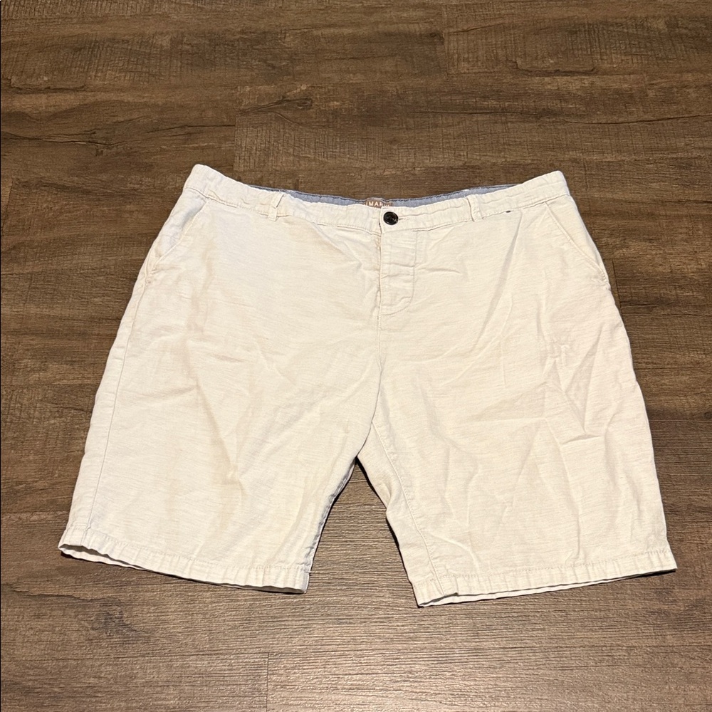 Primark Men's Cream Flat Front Shorts
